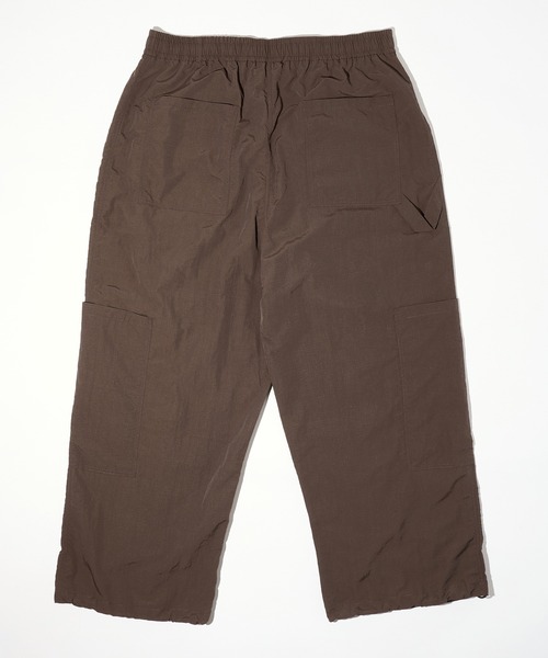 MAISON CLUB(メゾンクラブ)の「【MAISON CLUB】Nylon Ripstop Bigpocket Cargo Pants / ナイロンリップストップビッグポケットカーゴパンツ KKP(カーゴパンツ・メンズ・カーキ/ブラック/ブラウン・L/M)」の17枚目の写真