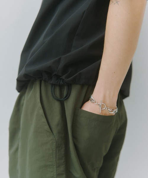 MAISON CLUB(メゾンクラブ)の「【MAISON CLUB】Nylon Ripstop Bigpocket Cargo Pants / ナイロンリップストップビッグポケットカーゴパンツ KKP(カーゴパンツ・メンズ・カーキ/ブラック/ブラウン・L/M)」の22枚目の写真