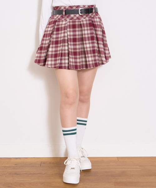 LOVETOXIC(ラブトキシック)の「【起毛】ベルトつきチェックプリーツスカート(スカート・キッズ・ブラック/ベージュ/レッド/ネイビー・M:150cm/130cm/S:140cm/L:160cm)」の4枚目の写真