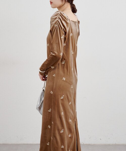 セール】ベロア刺繍ワンピース（ワンピース）｜SHENERY（シーナリー