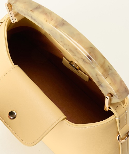 LE VERNIS（ル・ベルニ）の「LE VERNIS(ル・ベルニ) 【オケージョン対応】Marble horn SQ bag（ハンドバッグ・レディース・ブルー/ブラック/イエロー・FREE）」の9枚目の写真