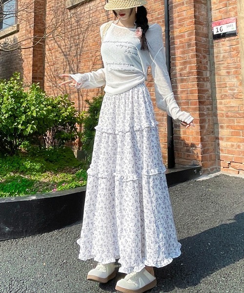 SallyLunn(サリーラン)の「花柄ティアードスカート(スカート・レディース・ネイビー/ホワイト・MEDIUM/LARGE)」の9枚目の写真