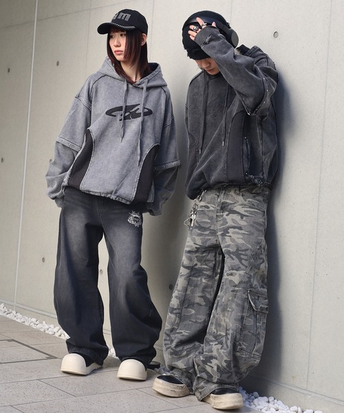 ATMARK（アットマーク）の「《２サイズ展開　/　UNISEX　》メッシュアップリケ　２wayパーカー（パーカー・レディース・ブラック/グレー・L/M）」の3枚目の写真