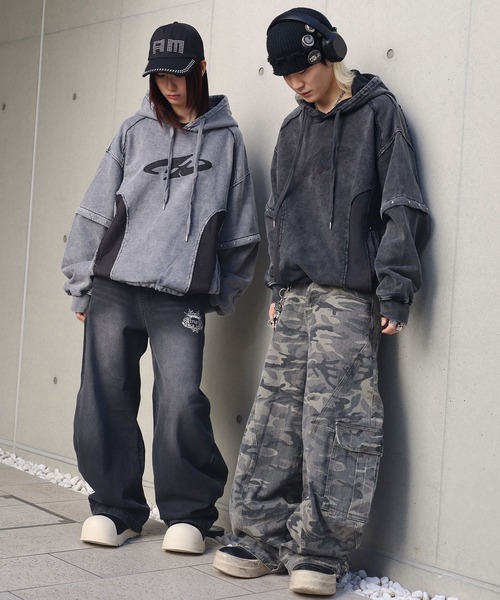 ATMARK（アットマーク）の「《２サイズ展開　/　UNISEX　》メッシュアップリケ　２wayパーカー（パーカー・レディース・ブラック/グレー・L/M）」の4枚目の写真