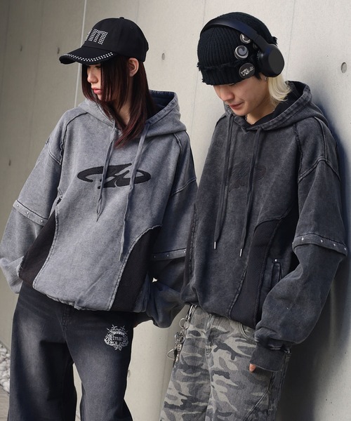ATMARK（アットマーク）の「《２サイズ展開　/　UNISEX　》メッシュアップリケ　２wayパーカー（パーカー・レディース・ブラック/グレー・L/M）」の6枚目の写真