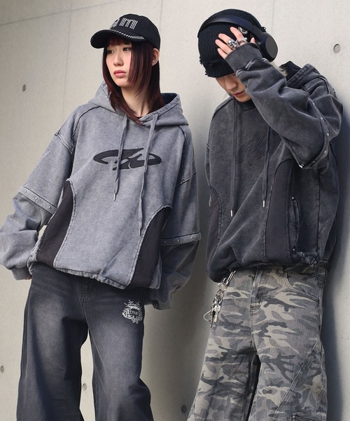 ATMARK（アットマーク）の「《２サイズ展開　/　UNISEX　》メッシュアップリケ　２wayパーカー（パーカー・レディース・ブラック/グレー・L/M）」の5枚目の写真