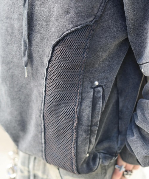 ATMARK（アットマーク）の「《２サイズ展開　/　UNISEX　》メッシュアップリケ　２wayパーカー（パーカー・レディース・ブラック/グレー・L/M）」の21枚目の写真