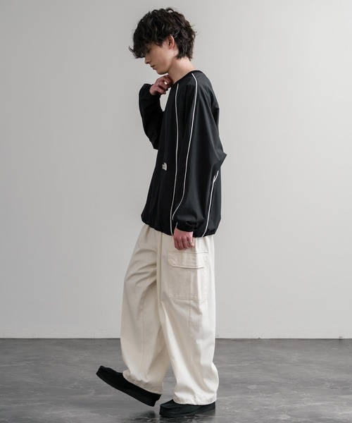 THE NORTH FACE(ザノースフェイス)の「日本未展開モデル THE NORTH FACE ザ・ノースフェイス DYNAMO CREWNECK ダイナモクルーネックナイロン長袖カットソー(Tシャツ/カットソー・メンズ・ライトグレー/チャコールグレー/ブラック・L/M/XL/S)」の7枚目の写真