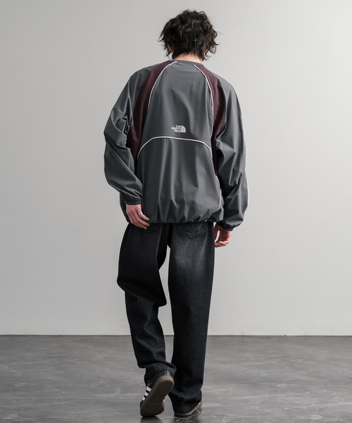 THE NORTH FACE(ザノースフェイス)の「日本未展開モデル THE NORTH FACE ザ・ノースフェイス DYNAMO CREWNECK ダイナモクルーネックナイロン長袖カットソー(Tシャツ/カットソー・メンズ・ライトグレー/チャコールグレー/ブラック・L/M/XL/S)」の12枚目の写真