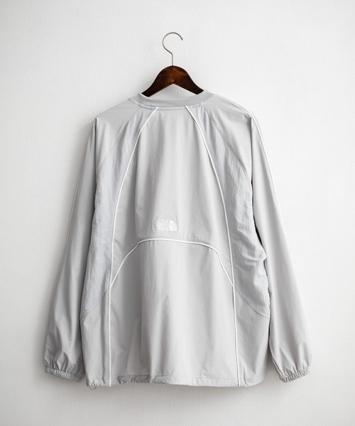 THE NORTH FACE(ザノースフェイス)の「日本未展開モデル THE NORTH FACE ザ・ノースフェイス DYNAMO CREWNECK ダイナモクルーネックナイロン長袖カットソー(Tシャツ/カットソー・メンズ・ライトグレー/チャコールグレー/ブラック・L/M/XL/S)」の19枚目の写真