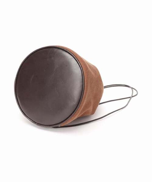 FRAMeWORK（フレームワーク）の「《追加》BRICK/ブリック 別注ULTRA SUEDE FABRIC POOLBAG2（ショルダーバッグ・レディース・ブラウン・FREE）」の12枚目の写真