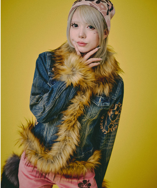 GALFY(ガルフィー)の「『GALFY/ガルフィー』ぎゃるちゃんファーデニムJKT【Z】(デニムジャケット・レディース・ブルー/インディゴブルー・FREE)」の5枚目の写真