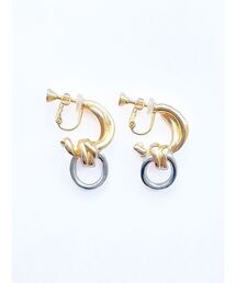 LILY BROWN（リリーブラウン）の「Vintageモチーフイヤリング（イヤリング）」