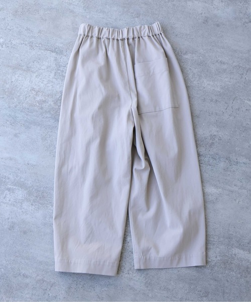 yuni(ユニ )の「60/2強撚twill ゴムタックパンツ 1701PT021261(その他パンツ・レディース・ブラウン/ベージュ・FREE)」の17枚目の写真