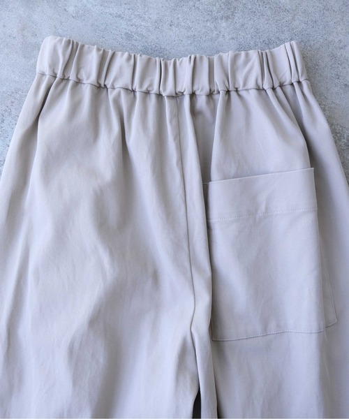 yuni(ユニ )の「60/2強撚twill ゴムタックパンツ 1701PT021261(その他パンツ・レディース・ブラウン/ベージュ・FREE)」の19枚目の写真
