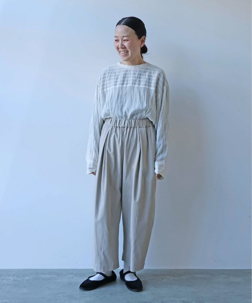 yuni(ユニ )の「60/2強撚twill ゴムタックパンツ 1701PT021261(その他パンツ・レディース・ブラウン/ベージュ・FREE)」の11枚目の写真