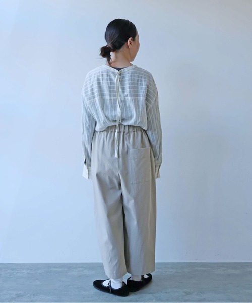 yuni(ユニ )の「60/2強撚twill ゴムタックパンツ 1701PT021261(その他パンツ・レディース・ブラウン/ベージュ・FREE)」の12枚目の写真