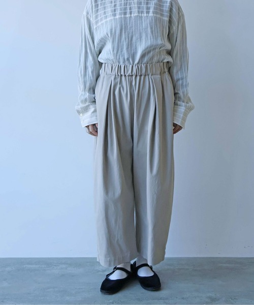 yuni(ユニ )の「60/2強撚twill ゴムタックパンツ 1701PT021261(その他パンツ・レディース・ブラウン/ベージュ・FREE)」の13枚目の写真