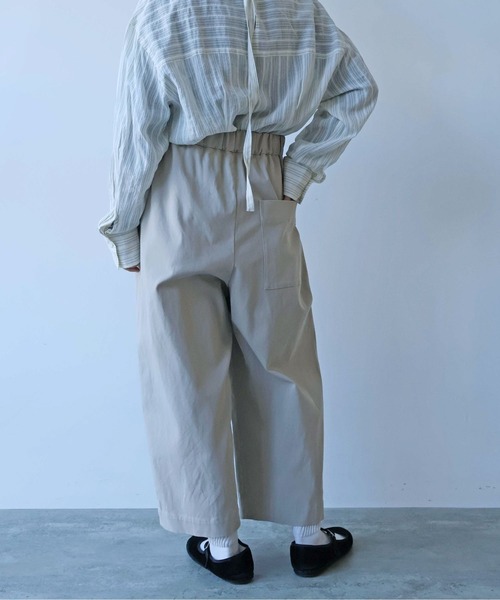 yuni(ユニ )の「60/2強撚twill ゴムタックパンツ 1701PT021261(その他パンツ・レディース・ブラウン/ベージュ・FREE)」の16枚目の写真
