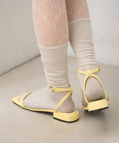 mystic（ミスティック）の「ストラップフラットサンダル（サンダル・レディース・ブラック/シルバー/イエロー・38/37/36）」の13枚目の写真