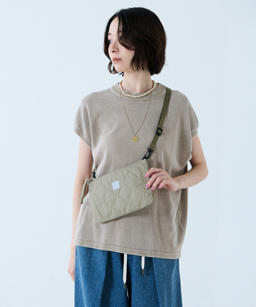 MIS（エムアイエス）の「【MIS/エムアイエス】ミリタリーキルトサコッシュ / 2WAY（ボディバッグ/ウエストポーチ・レディース・ピンク/ベージュ/ブラック/ブルー・フリー）」の9枚目の写真