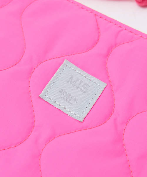 MIS（エムアイエス）の「【MIS/エムアイエス】ミリタリーキルトサコッシュ / 2WAY（ボディバッグ/ウエストポーチ・レディース・ピンク/ベージュ/ブラック/ブルー・フリー）」の21枚目の写真