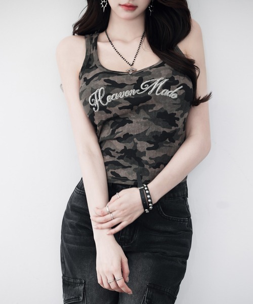 VEILA(ヴェイラ)の「カモフラージュプリントタンクトップ(Tシャツ/カットソー・レディース・アーミー・フリー)」の1枚目の写真
