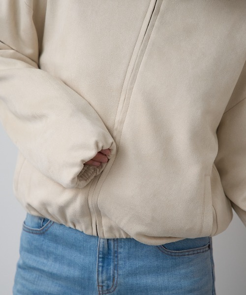 TRIANGLE PALETTE（トライアングルパレット）の「スエードバルーンノーカラーブルゾン（ノーカラージャケット・レディース・グレイッシュベージュ/アイボリー/グレー・FREE）」の14枚目の写真