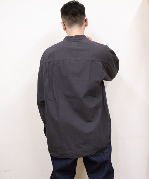 ORCIVAL(オーシバル)の「ORCIVAL/オーシバル ガーメントダイポプリン バンドカラー ロングスリーブシャツ BAND COLLAR POPLIN LONG SLEEVE SHIRT OR-B0444 GDP(シャツ/ブラウス・メンズ・ダークベージュ/チャコールグレー/クリーム・1/5/4)」の9枚目の写真