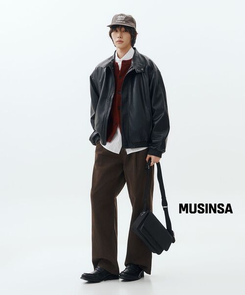 MUSINSA STANDARD（ムシンサスタンダード）の「リラックスドダブルピンストライプポプリンシャツ [ホワイト/ライトグレー]（シャツ/ブラウス・メンズ・その他・SMALL/MEDIUM/LARGE/X-LARGE/2XL）」の9枚目の写真