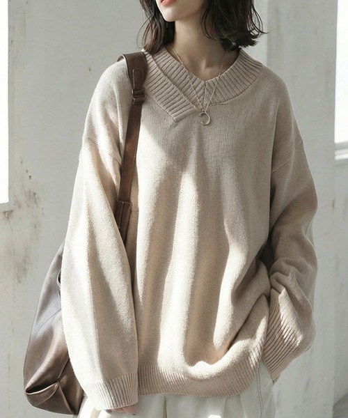 antiqua(アンティカ)の「綿100 Vネック ニット(ニット/セーター・レディース・ベージュ/ブルー/ブラック・ONESIZE)」の3枚目の写真