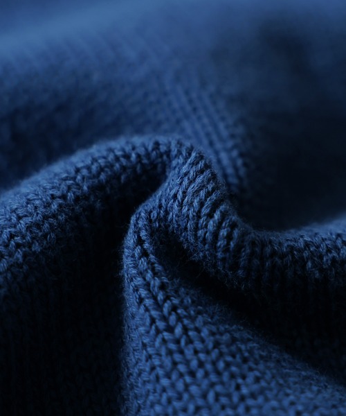 antiqua(アンティカ)の「綿100 Vネック ニット(ニット/セーター・レディース・ベージュ/ブルー/ブラック・ONESIZE)」の22枚目の写真