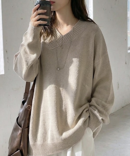 antiqua(アンティカ)の「綿100 Vネック ニット(ニット/セーター・レディース・ベージュ/ブルー/ブラック・ONESIZE)」の9枚目の写真
