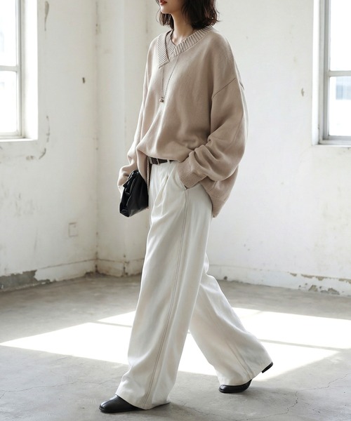 antiqua(アンティカ)の「綿100 Vネック ニット(ニット/セーター・レディース・ベージュ/ブルー/ブラック・ONESIZE)」の10枚目の写真