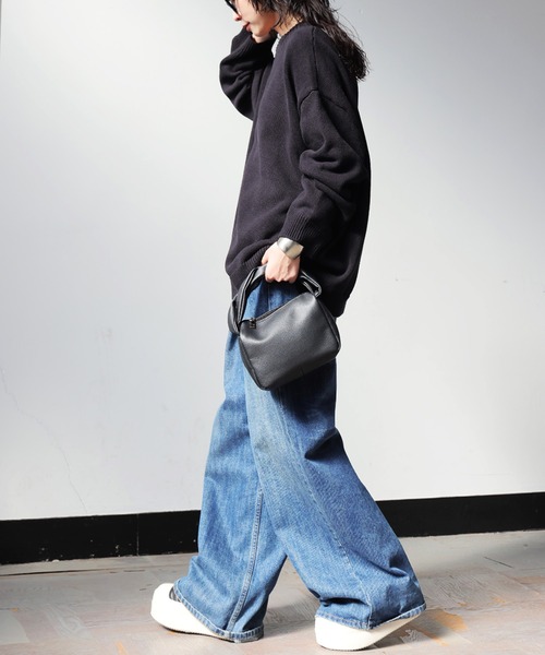 antiqua(アンティカ)の「綿100 Vネック ニット(ニット/セーター・レディース・ベージュ/ブルー/ブラック・ONESIZE)」の7枚目の写真