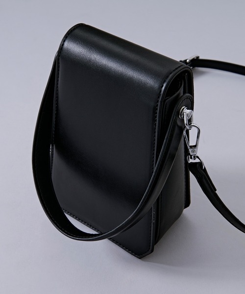Ellno Loset(エルノロゼット)の「2way bi-color mini shoulder bag/2way バイカラーミニショルダーバッグ(ショルダーバッグ・メンズ・ブラウン/ブラック・FREE)」の7枚目の写真