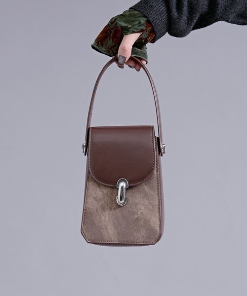 Ellno Loset(エルノロゼット)の「2way bi-color mini shoulder bag/2way バイカラーミニショルダーバッグ(ショルダーバッグ・メンズ・ブラウン/ブラック・FREE)」の17枚目の写真