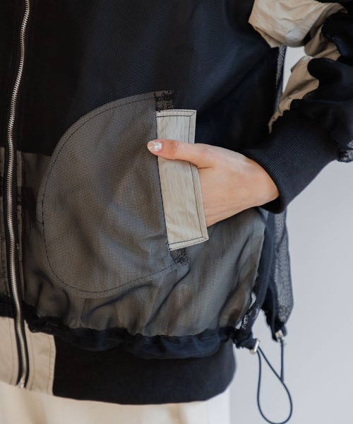 Paradise Picnic(パラダイスピクニック)の「メッシュ切替配色ブルゾン(ブルゾン・レディース・グレイッシュベージュ/チャコールグレー・FREE)」の18枚目の写真