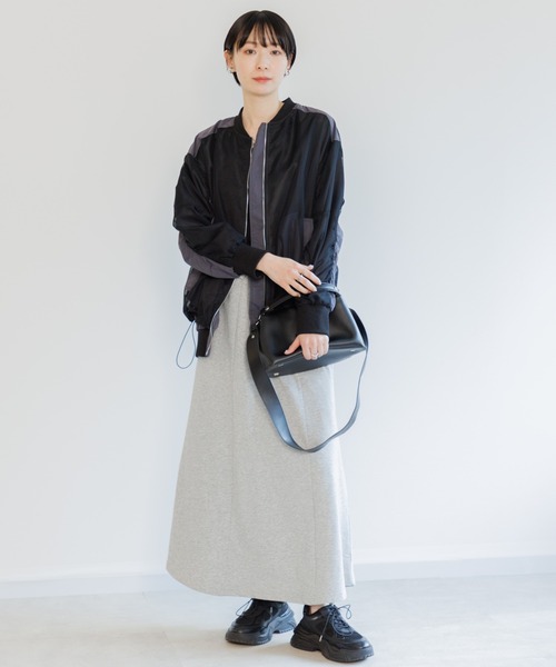 Paradise Picnic(パラダイスピクニック)の「メッシュ切替配色ブルゾン(ブルゾン・レディース・グレイッシュベージュ/チャコールグレー・FREE)」の3枚目の写真