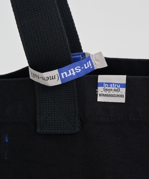In・stru(men-tal).（インストルメンタル）の「【MIHARAYASUHIRO/ミハラヤスヒロ】COTTON CANVAS TOTE BAG/in・stru(men-tal).（トートバッグ・メンズ・ブラック/ライトグレー・FREE）」の11枚目の写真