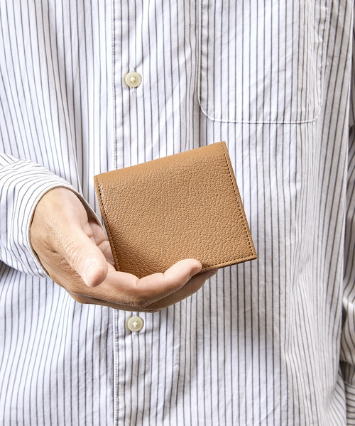 SLOW(スロウ)の「SLOW スロウ / goat-smart mini wallet- JULLIEN社マドラスゴートレザーミニウォレット 2つ折り 小さい財布 / 333S147S(財布・メンズ・ブラック/ブルー/グレー/グリーン/ベージュ/イエロー・FREE)」の4枚目の写真