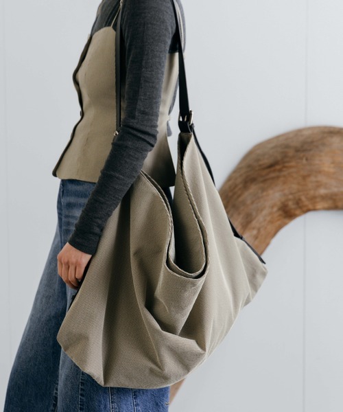 CREDONA（クレドナ）の「CHECK JQ MESSENGER BAG/チェックジャガードメッセンジャーバッグ（メッセンジャーバッグ・レディース・ベージュ/ブラウン・FREE）」の7枚目の写真