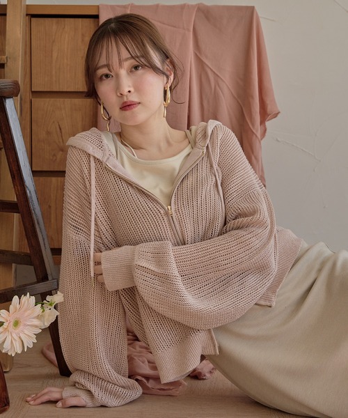 mideal(マイディール)の「glitter sheer hoodie / ラメシアーパーカー(パーカー・レディース・チャコールグレー/アイボリー/ピンク・FREE)」の15枚目の写真