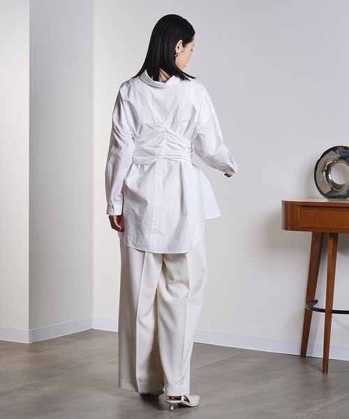ROSE BUD(ローズバッド)の「(GENE HEAVENS)BUST AND WAIST 3WAY TIE SHIRT(シャツ/ブラウス・レディース・ホワイト/ブルー・ONE SIZE)」の16枚目の写真
