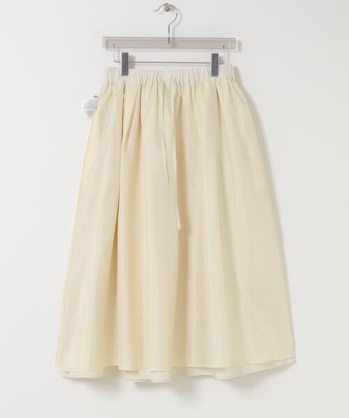 URBAN RESEARCH（アーバンリサーチ）の「ギャザーボリュームスカート（スカート・レディース・ブラック/アイボリー・FREE）」の17枚目の写真