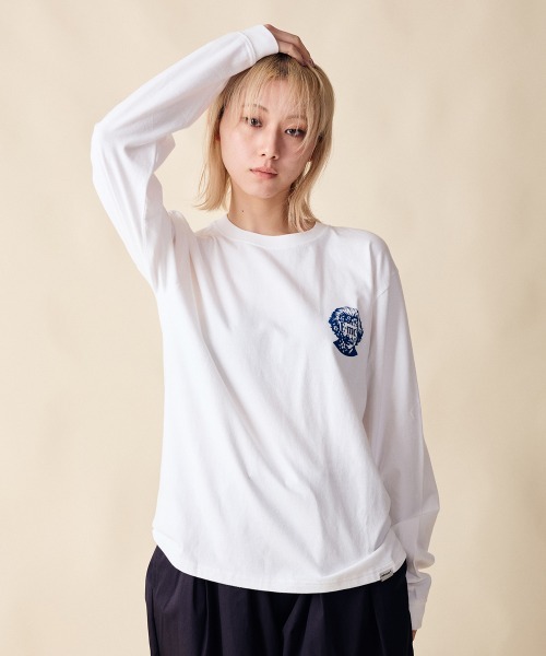 rehacer（レアセル）の「rehacer : Mind Free L/S T-shirt  / マインドフリー ロングスリーブ Tシャツ（Tシャツ/カットソー・レディース・ホワイト/スミクロ・MEDIUM/LARGE/SMALL）」の4枚目の写真