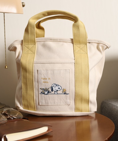 SNOOPY（スヌーピー）の「SNOOPY スヌーピー ミニトートバッグ 仕切り（トートバッグ・レディース・ホワイト/ネイビー・FREE）」の6枚目の写真