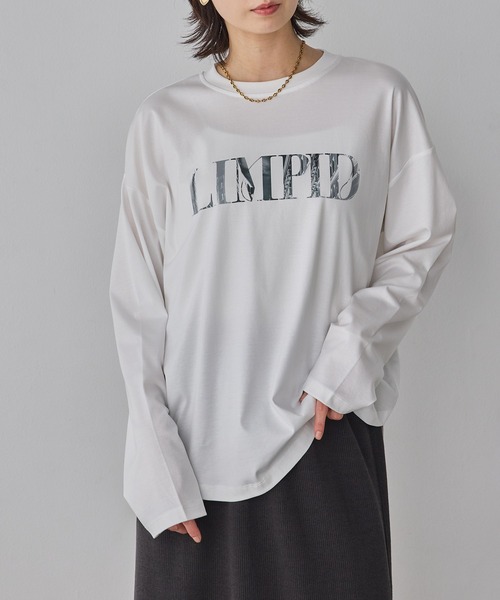 hunch(ハンチ)の「ロゴプリント 長袖Tシャツ(Tシャツ/カットソー・レディース・チャコール/ライトベージュ/オフホワイト・FREE)」の1枚目の写真