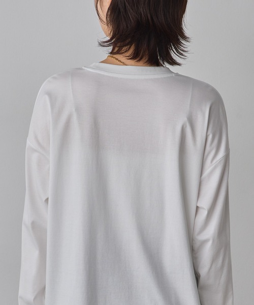 hunch(ハンチ)の「ロゴプリント 長袖Tシャツ(Tシャツ/カットソー・レディース・チャコール/ライトベージュ/オフホワイト・FREE)」の12枚目の写真