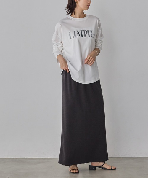 hunch(ハンチ)の「ロゴプリント 長袖Tシャツ(Tシャツ/カットソー・レディース・チャコール/ライトベージュ/オフホワイト・FREE)」の5枚目の写真